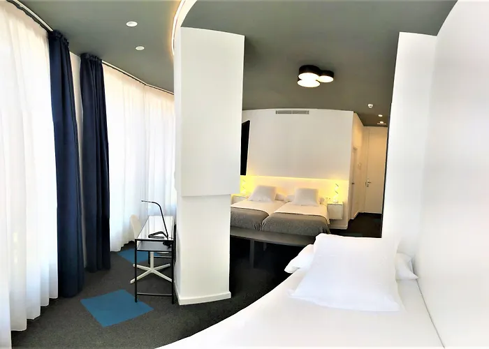 Plaza View Hotel Valenza