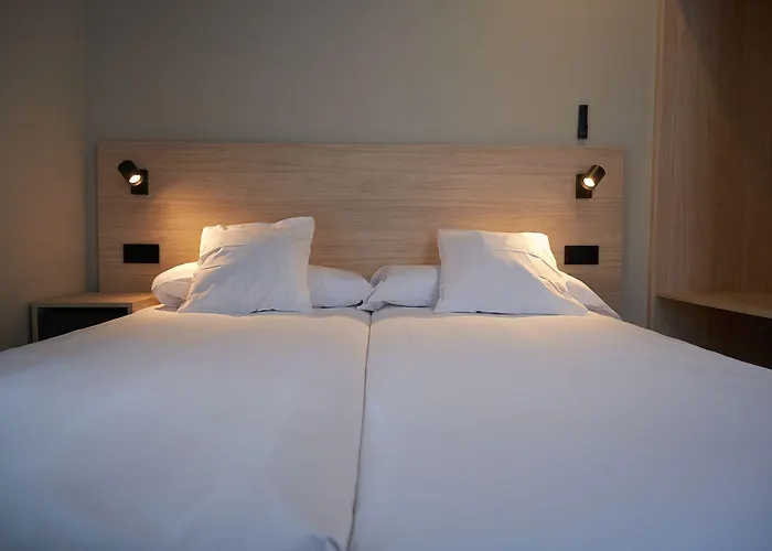 Dorm4you Arena 2 4* Βαλένθια