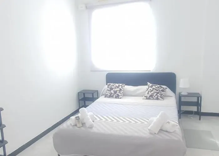 Tranquila, Centrica Y Luminosa De Matrimonio En Vivienda Compartida 홈스테이 *