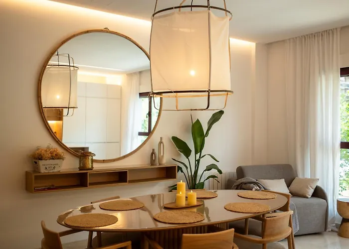 Design With Swimming Pool Ciudad De Ciencias 발렌시아