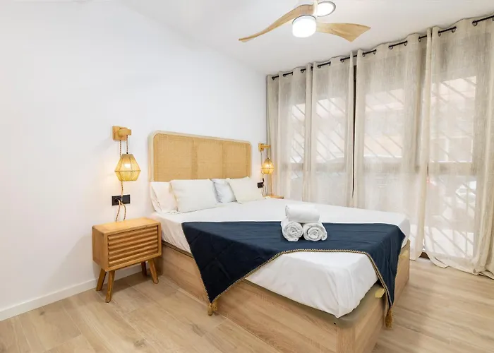 Travel Habitat - Familiar & Espacioso De 3 バレンシア