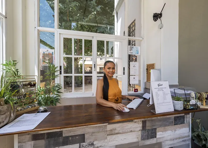 بيت شباب The Venue Boutique فالنسيا