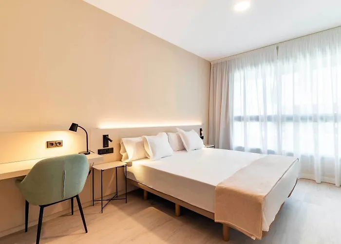 Hq Arena 3* Valencia