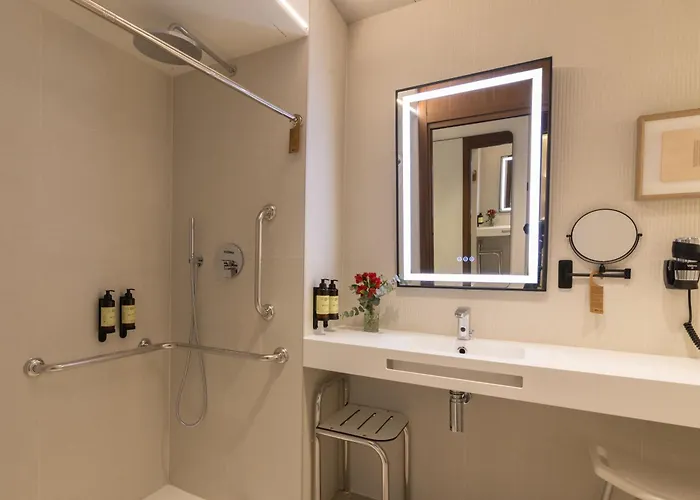 Moontels Colon Valence