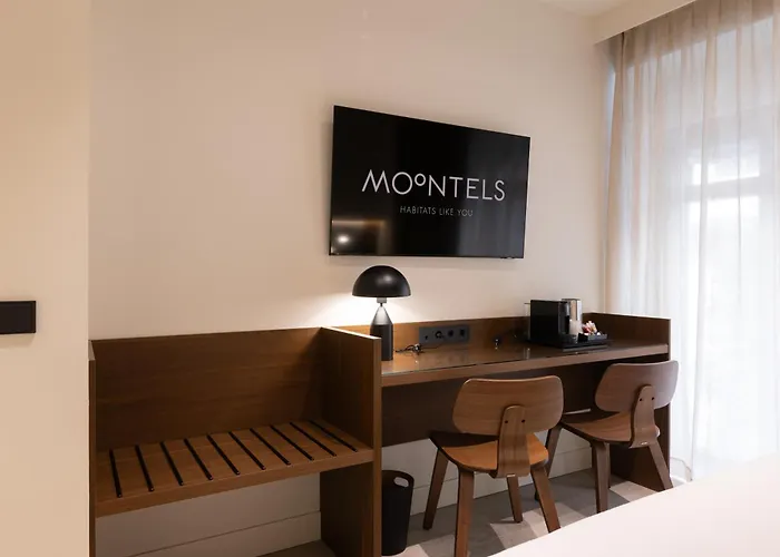 Moontels Colon Hotel *