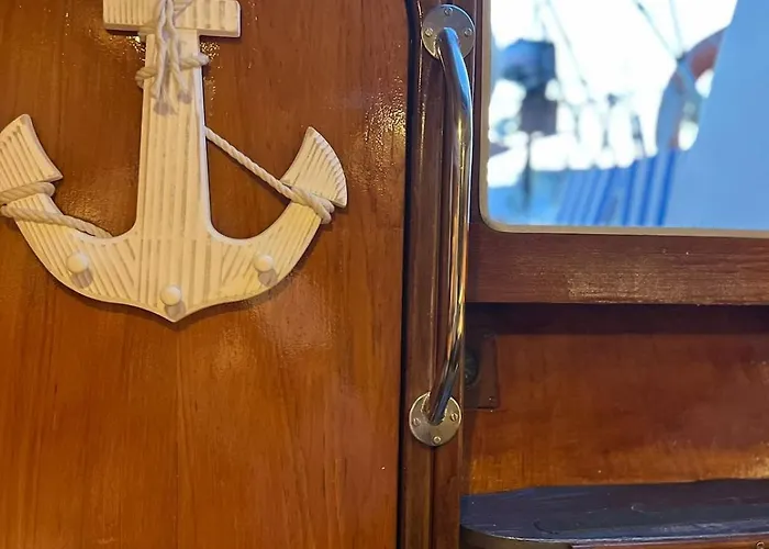 보트호텔 Unique Experience In Sailboat! In The 4 Seasons!! B Shi 발렌시아