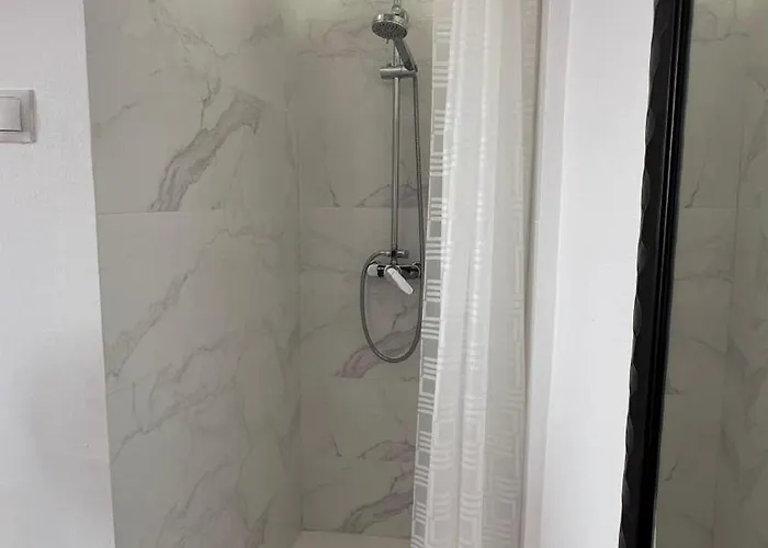 Kmilo Δωμάτια σε οικογενειακή κατοικία Βαλένθια