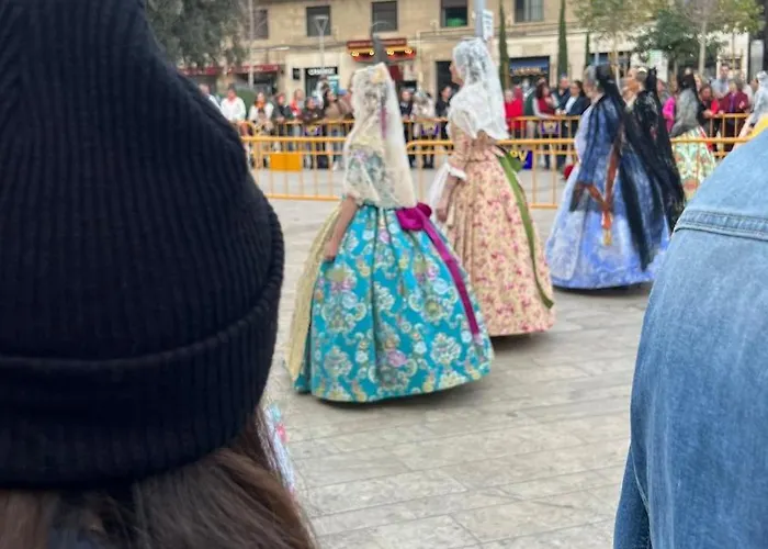 Unique Experience In Sailboat! In The 4 Seasons!! B Shi *