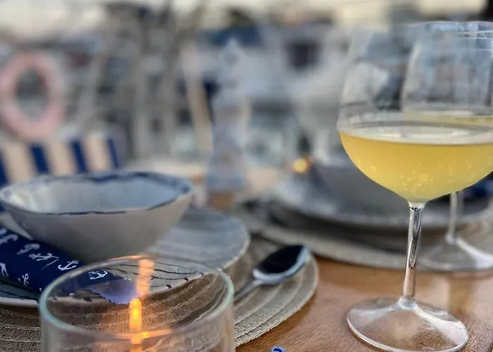 Unique Experience In Sailboat! In The 4 Seasons!! B Shi