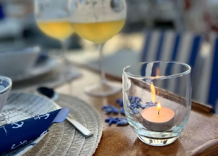 Unique Experience In Sailboat! In The 4 Seasons!! B Shi 보트호텔 발렌시아