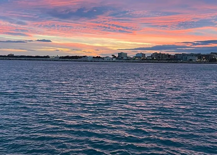 Unique Experience In Sailboat! In The 4 Seasons!! B Shi 보트호텔