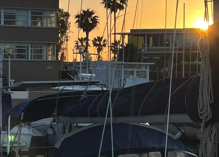 보트호텔 Unique Experience In Sailboat! In The 4 Seasons!! B Shi 발렌시아