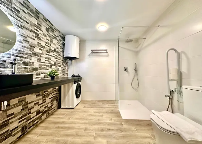 Ciudades De Espana 아파트 *