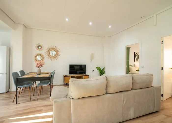 Chillout Area 2br 4p Relax Fast Wifi Pet Friendly