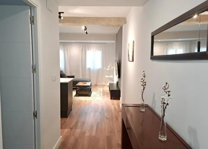 Amazing Bright And Recently Remodeled 아파트