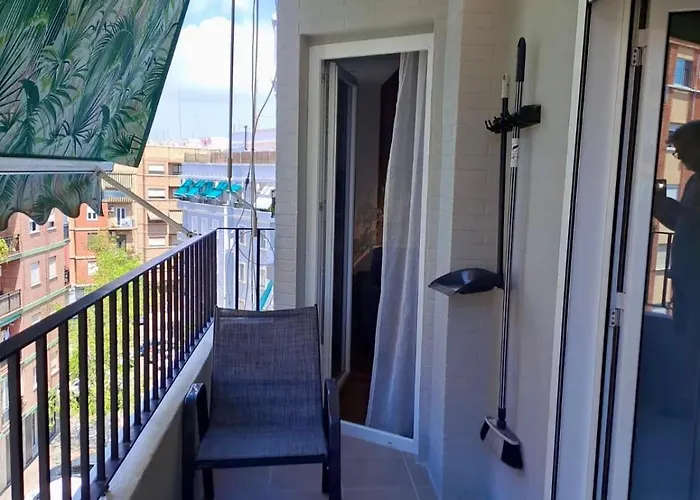 아파트 Amazing Bright And Recently Remodeled 발렌시아