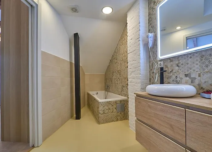 Invalencia - Alberic Waves L House *