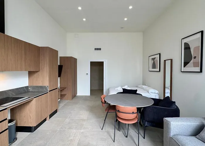 아파트 Boutique - Plaza Tower