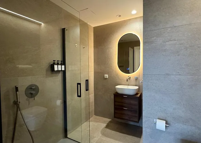 Boutique - Plaza Tower *