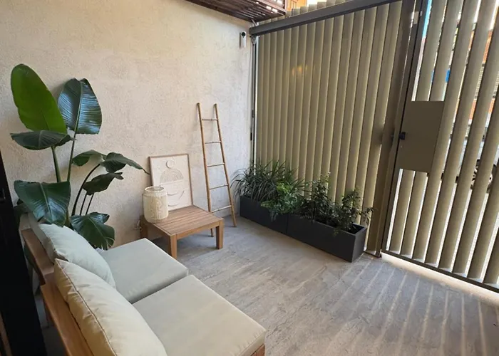 Mestalla Flats & Rut * فالنسيا