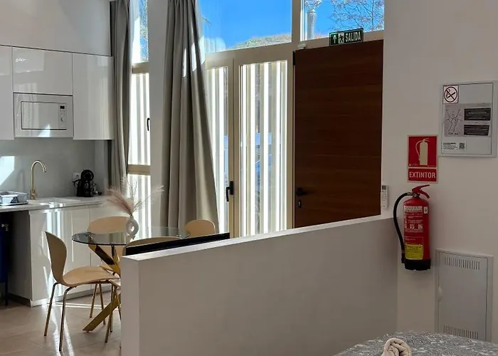 Magno- * فالنسيا