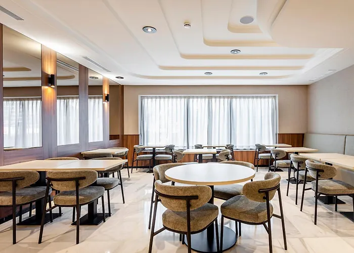 B48 Feria Apartahotel Valencia