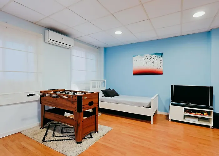 Fun Apt, Of Arts, Chillout Zone, Soccer Table شقة *