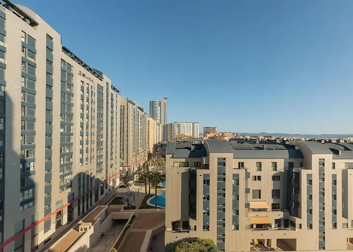 Tu Refugio Moderno En - Piscina, Gimnasio Y Padel Incluidos Διαμέρισμα