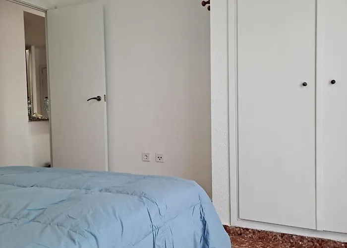 Διαμέρισμα Comfortable In The Feria 2 Area *