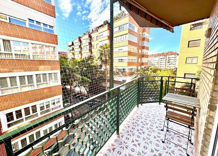 Seasonal Antonio Suarez * فالنسيا