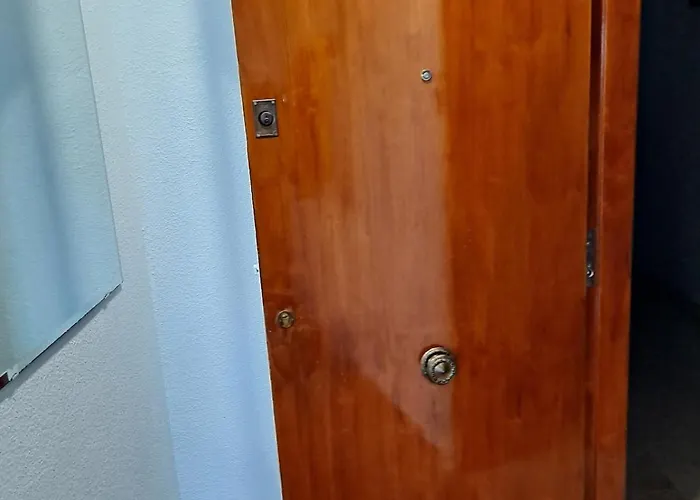 Διαμέρισμα Comfortable In The Feria 2 Area