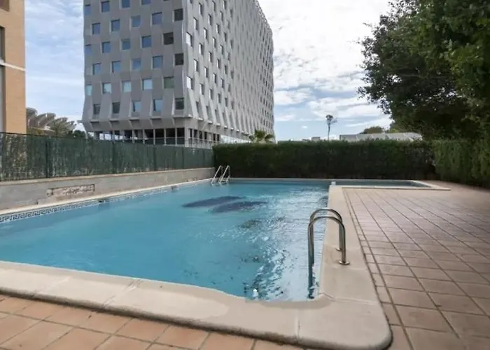 Cortes - Pool Paddle Tennis Court And Gym *