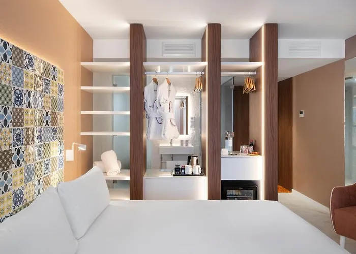 호텔 Axel - Adults Only 4*