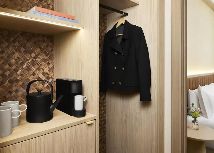 إن إتش سنتر 4* فالنسيا