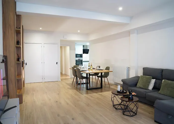 Casa Dolce Casa - Elegant 3br Near Metro & Beach,valencia Appartement