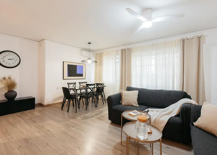 Your Sunny & Spacious Portview