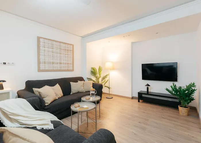 Your Sunny & Spacious Portview