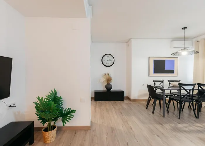 Your Sunny & Spacious Portview 아파트 *