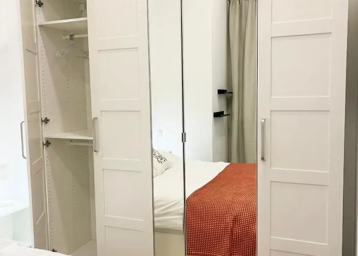 Across From The Turia Modern شقة *