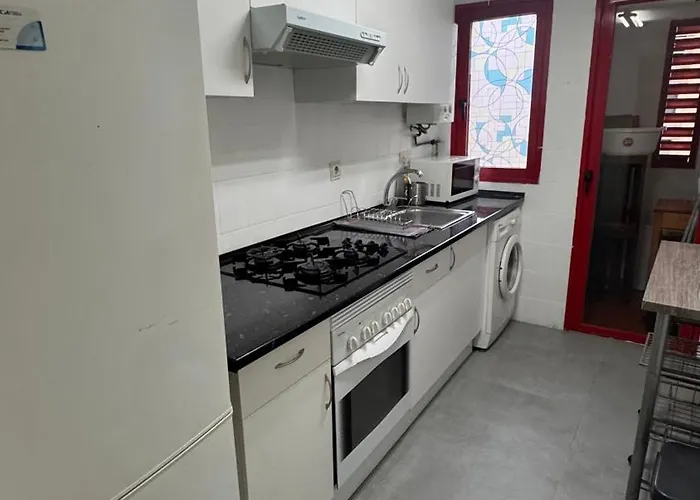 Ciudad De Artes Y Arena Roig Apartmento