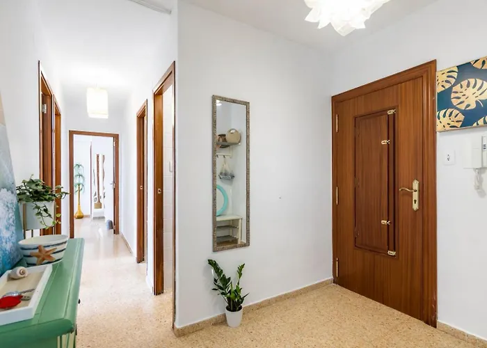 아파트 Isola Beachside *