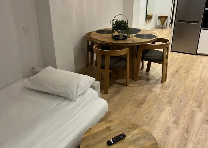 شقة Acogedor Frente A Plaza Del Cedro *