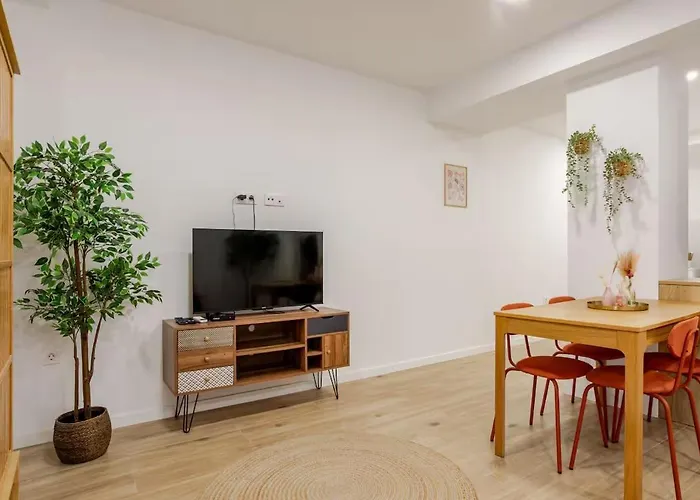 Bright & Modern - Rose Y Maya 발렌시아