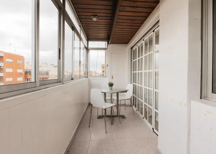 Your Sunny & Spacious Portview 아파트