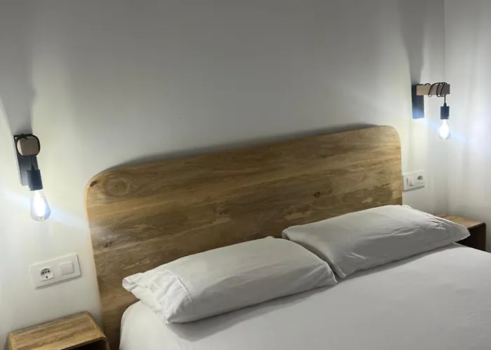 Acogedor Frente A Plaza Del Cedro *