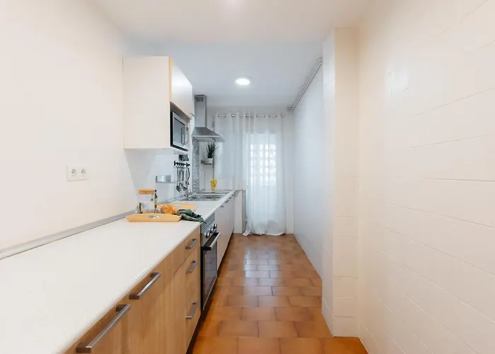 Your Sunny & Spacious Portview 발렌시아