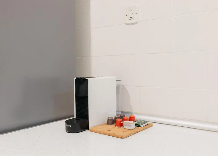 Your Sunny & Spacious Portview 아파트 *