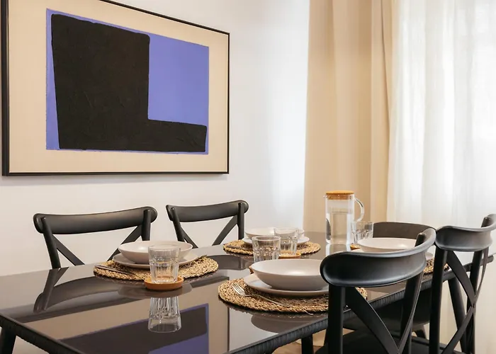 아파트 Your Sunny & Spacious Portview