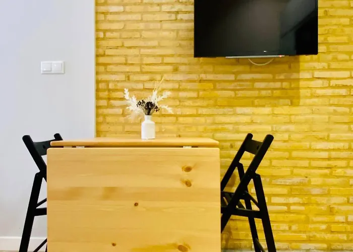 Florit Flats - The Cabanyal & Port * فالنسيا