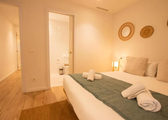 Familiar En Centro - Plaza Ayuntamiento *